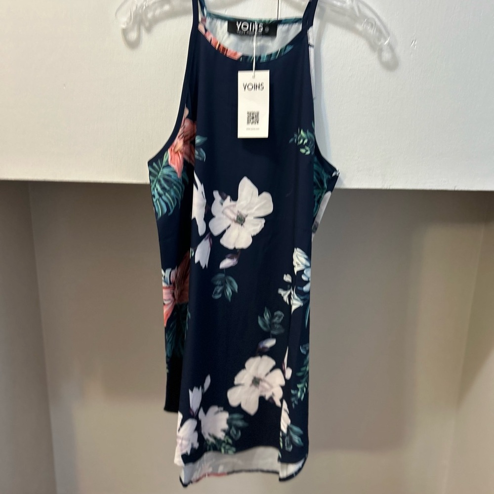 Floral Sleeveless Top new with tags